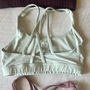 Lululemon size 6 flow bra